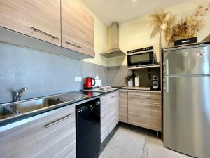 Cuisine intégrée - Appartement sur les quais de Bordeaux Chartrons